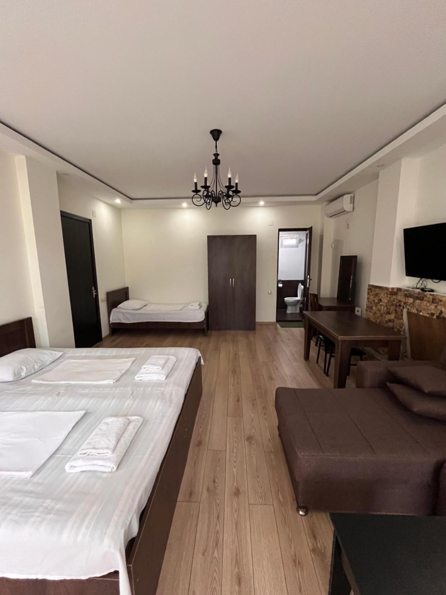 Guest House Madonna كوبوليتي المظهر الخارجي الصورة